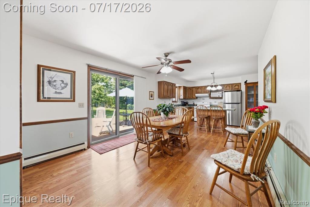 555 E Square Lake Road, Troy, MI 48085 — Photo 11
