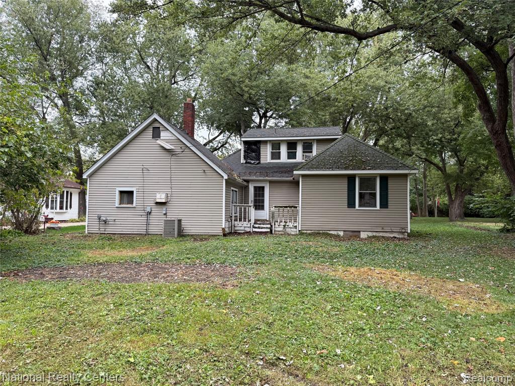 345 Colonial Lane, Algonac, MI 48001 — Photo 4