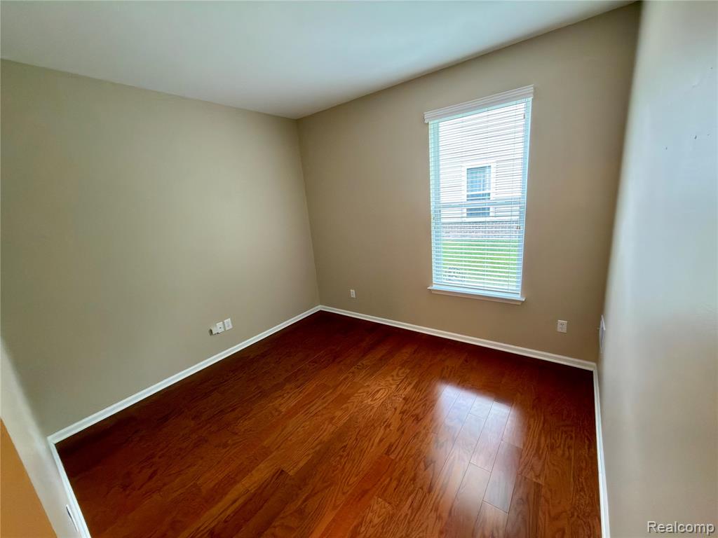24600 Grand Traverse Avenue, Flat Rock, MI 48134 — Photo 26