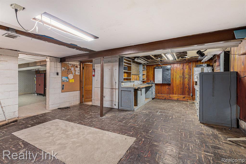 204 W LAFAYETTE Street, Milford, MI 48381 — Photo 10