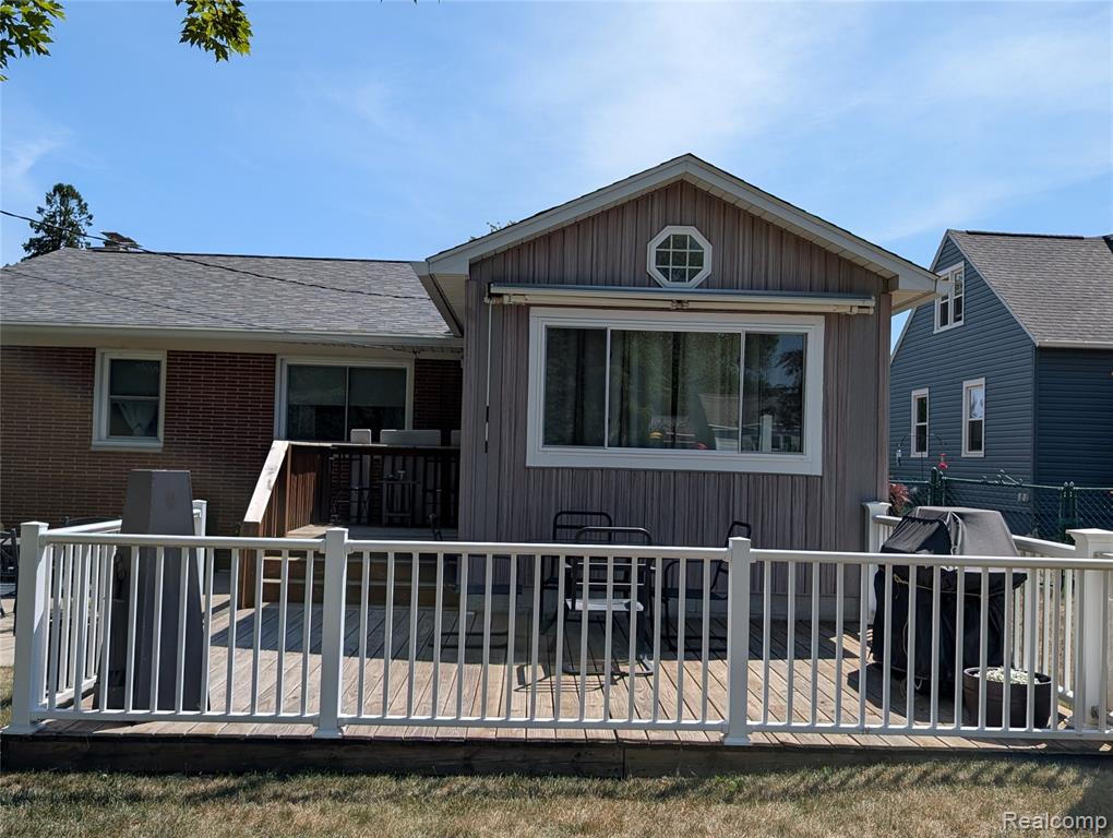 411 Cleveland Street, Bad Axe, MI 48413 — Photo 12