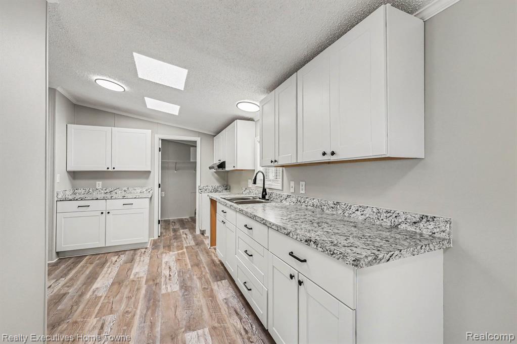 59587 Susan Ln N., Lenox, MI 48048 — Photo 10