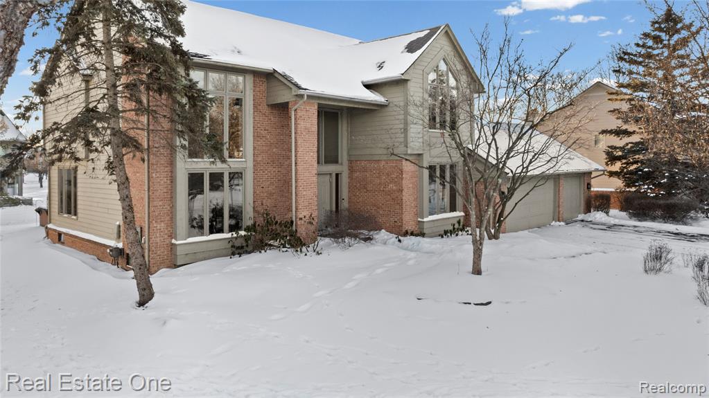 5087 Village Place Court, West Bloomfield, MI — Photo 46