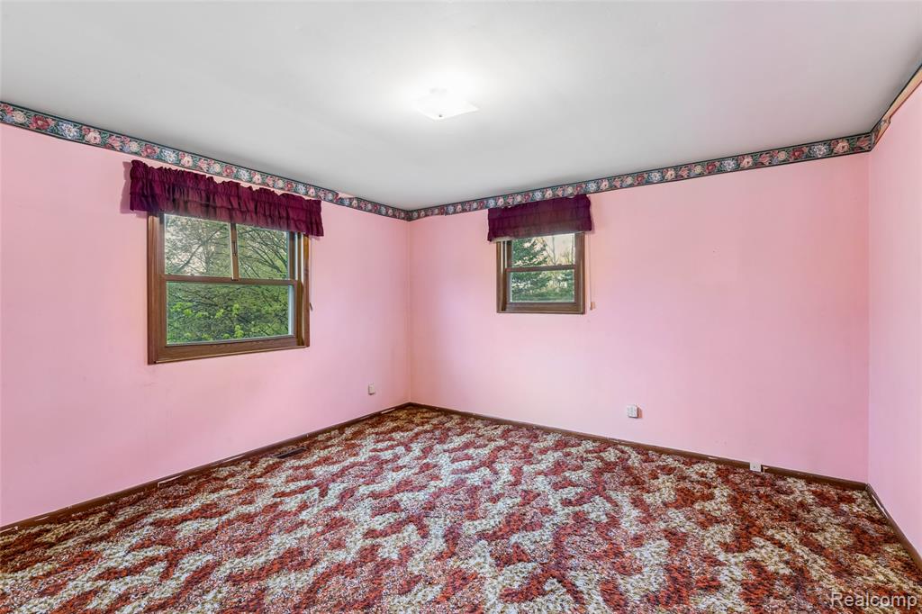 5244 Rood Road, Holly, MI 48442 — Photo 32