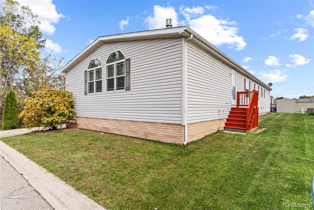 6252 Juliet Boulevard, Fenton, MI 48430 — Photo 3