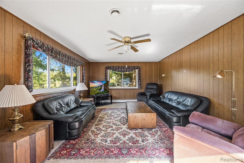 7250 Ten Hill Road, West Bloomfield, MI — Photo 17