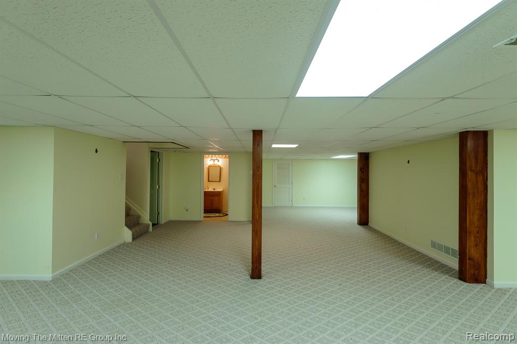 47663 Belmont Drive, Belleville, MI 48111 — Photo 30