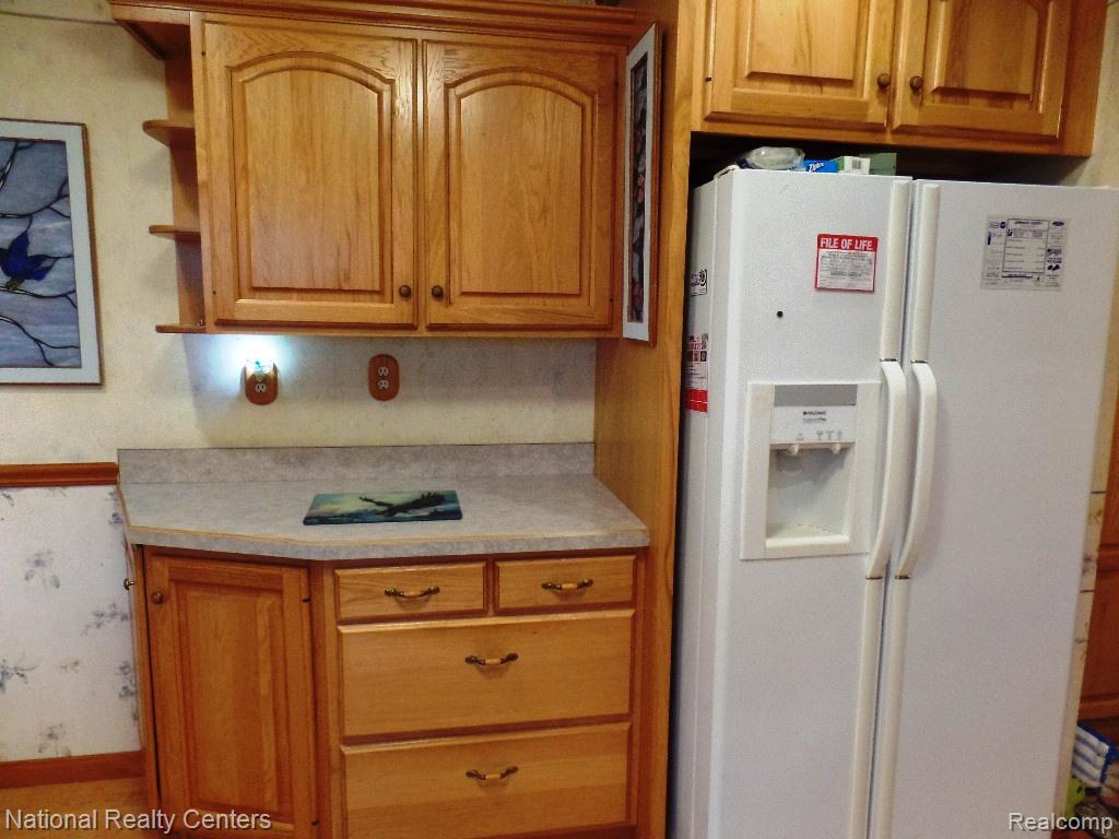 903 Burt Street, Tecumseh, MI 49286 — Photo 7