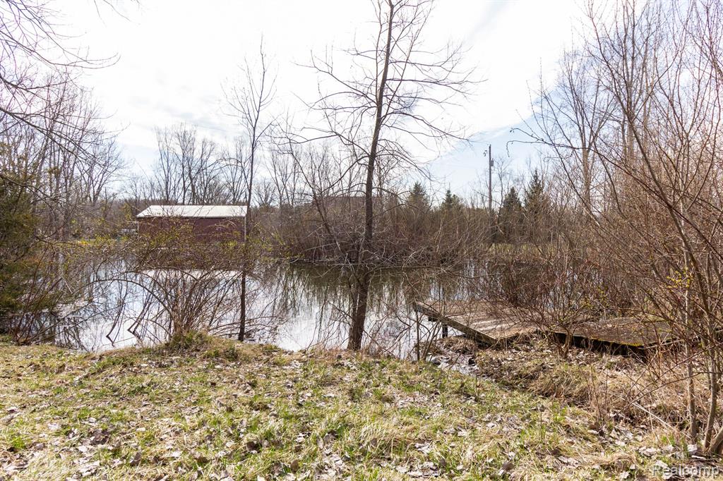 6463 CENTER Road, Fenton, MI 48430 — Photo 28