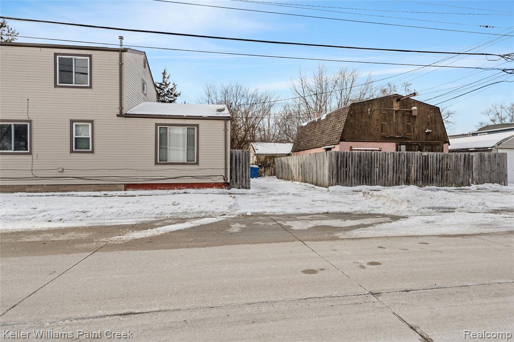 8523 Republic Avenue, Warren, MI 48089 — Photo 30
