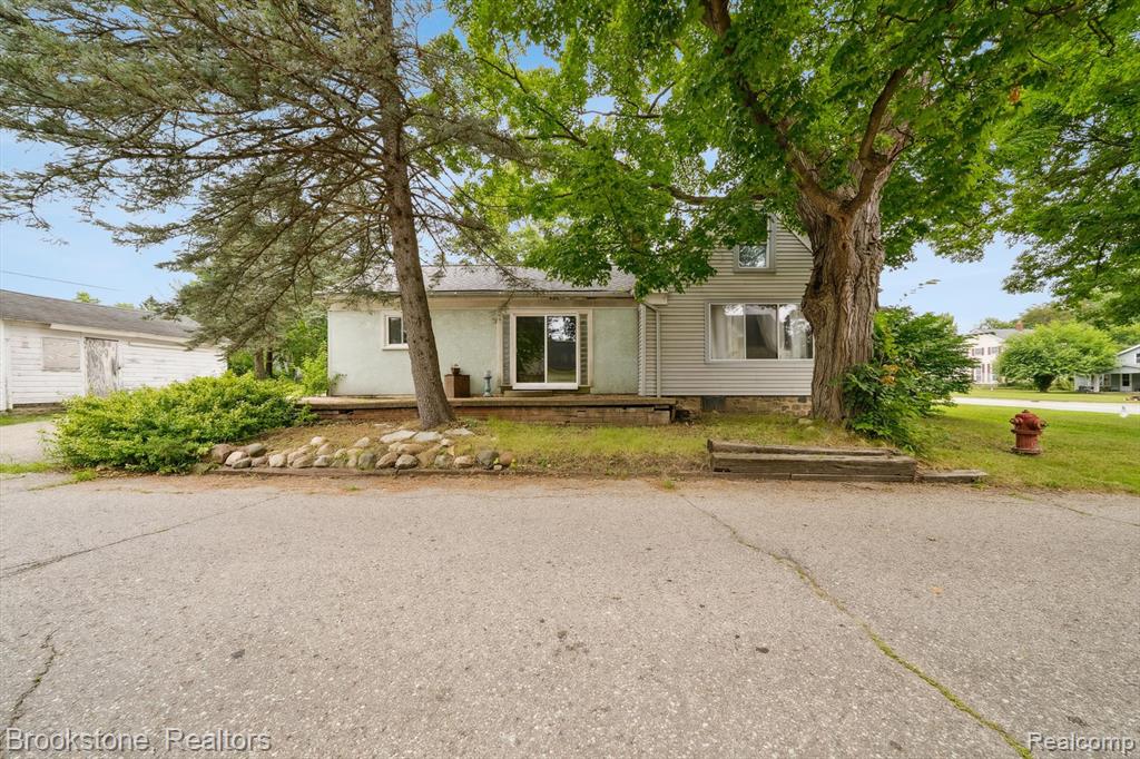 326 S Main Street, Almont, MI 48003 — Photo 40