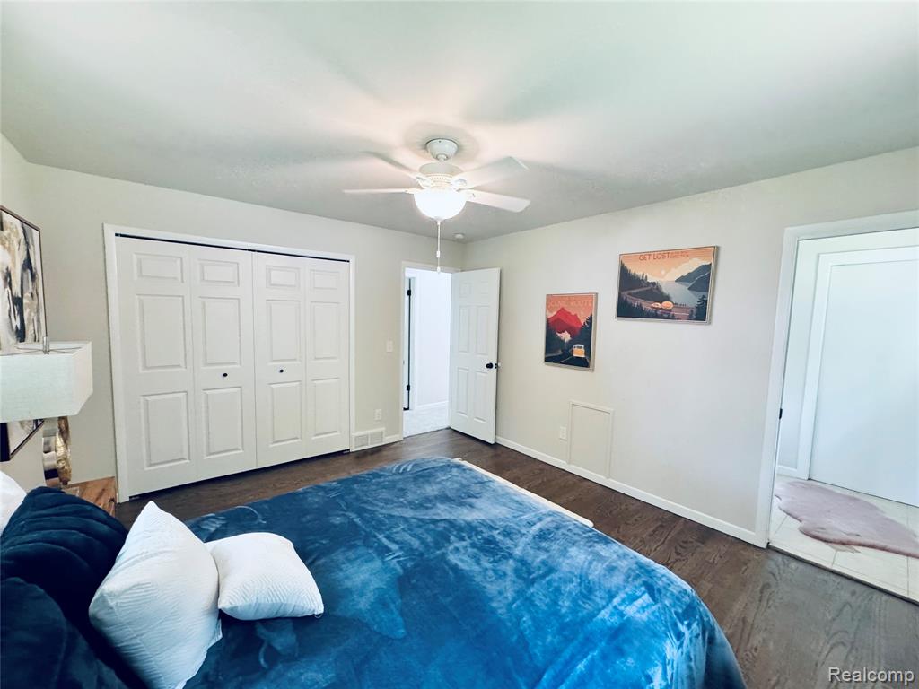 4880 Forest Avenue, Waterford, MI 48328 — Photo 13