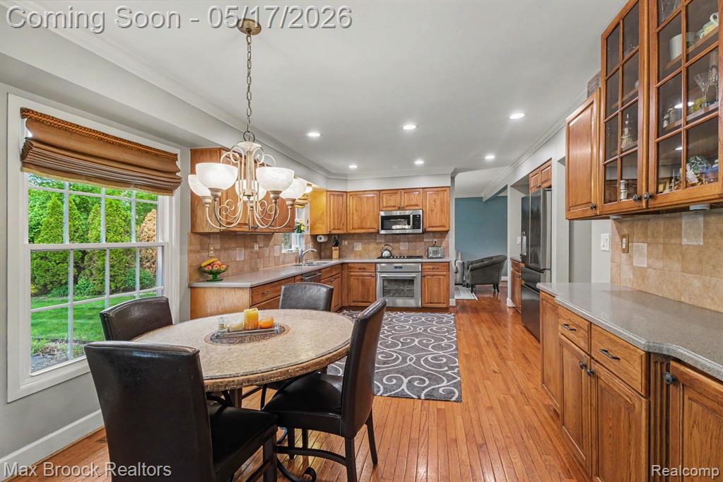 2004 Bootmaker Lane, Bloomfield Hills, MI 48304 — Photo 9