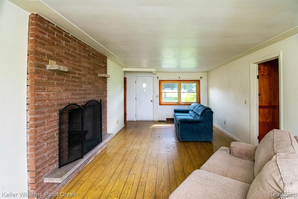 9316 EAST Road, Burt, MI 48417 — Photo 8