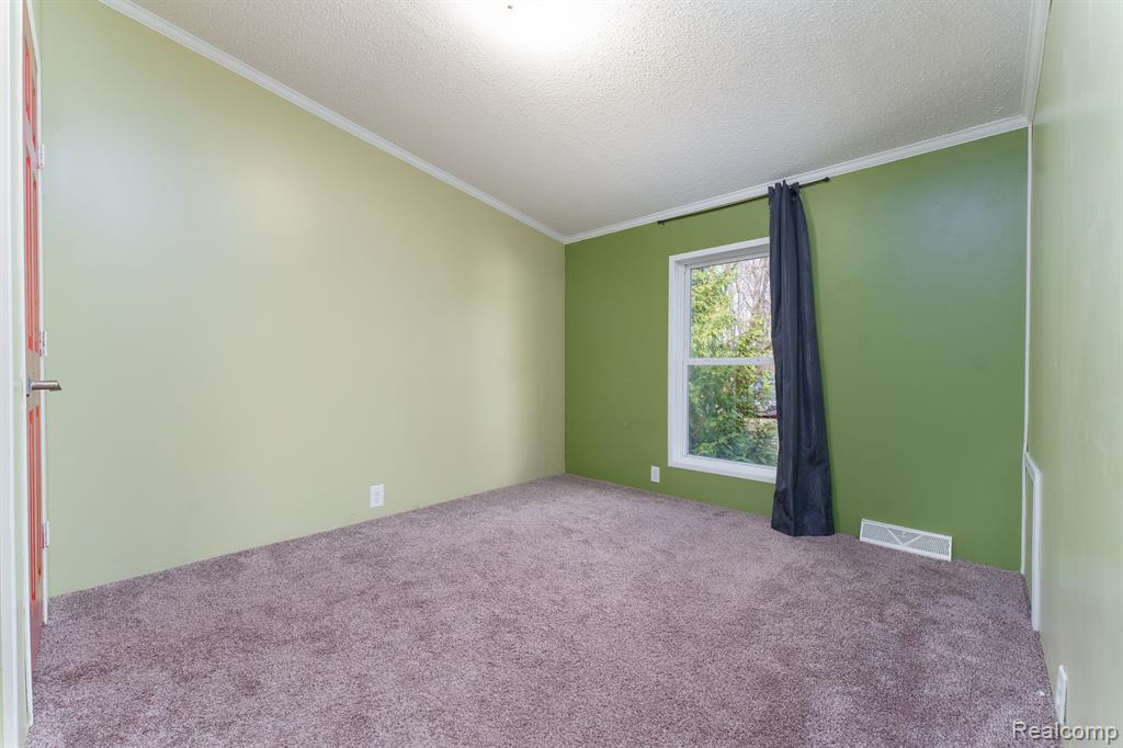511 1ST Street, Gregory, MI 48137 — Photo 8
