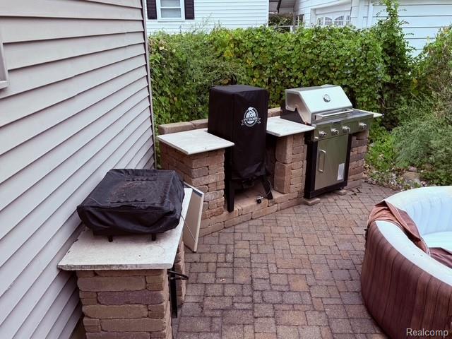 48212 Cardinal Drive, Shelby Twp, MI 48317 — Photo 11