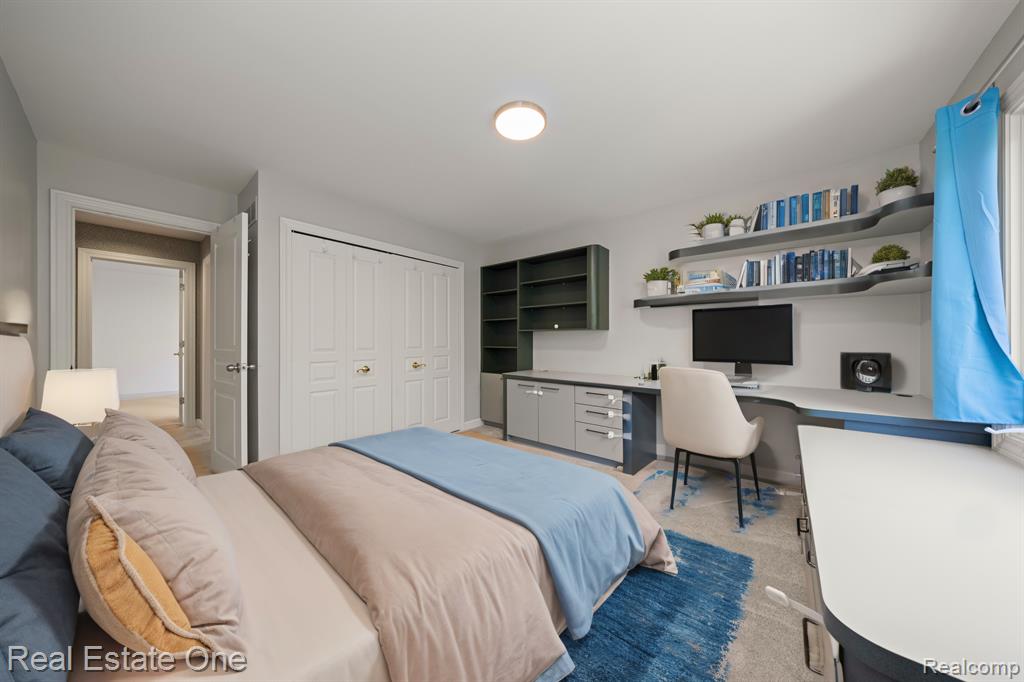 6745 CHARING Crossing, West Bloomfield, MI — Photo 52