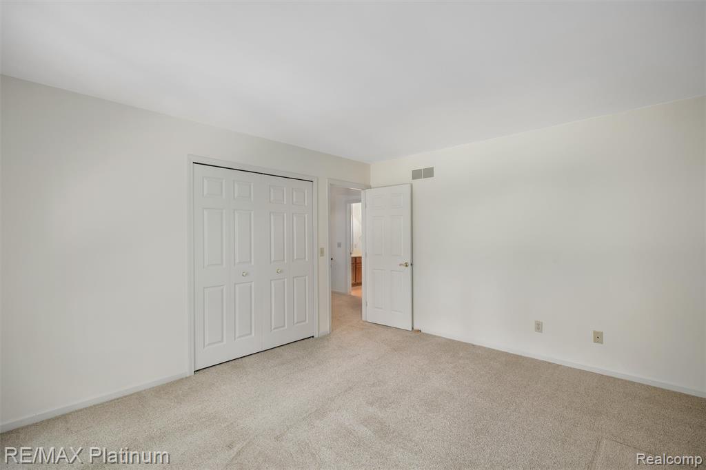 2250 Pepperidge Trail, Brighton, MI 48114 — Photo 21