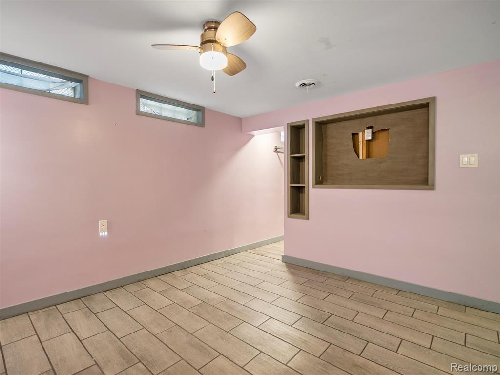 7472 Sloan Street, Taylor, MI 48180 — Photo 19