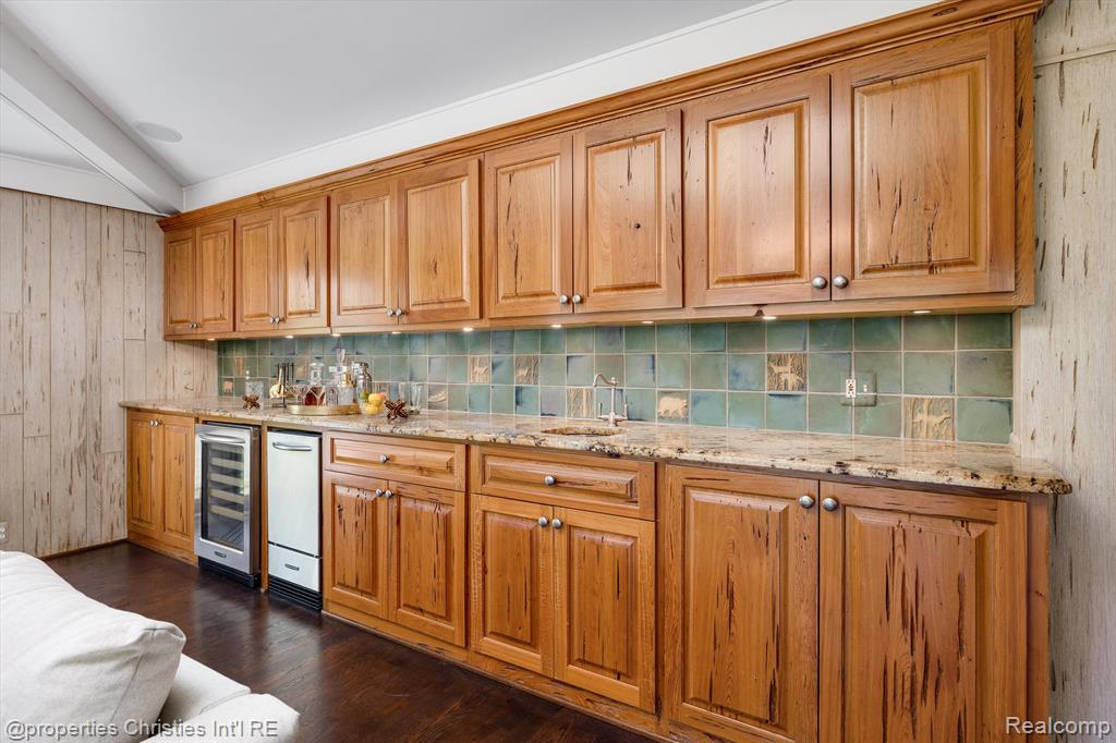 4640 Private Lake Drive, Bloomfield Hills, MI 48301 — Photo 10