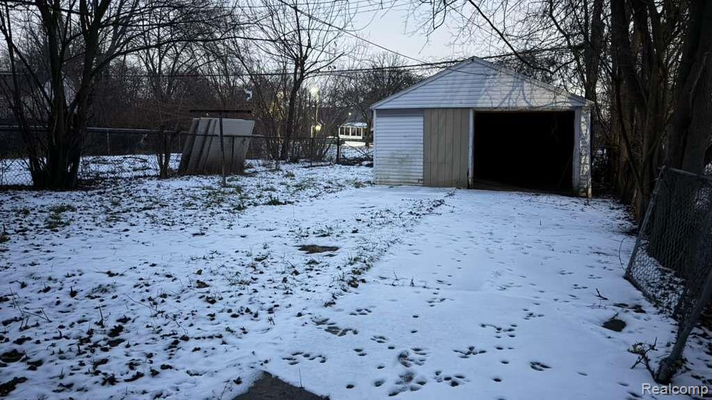7346 STAHELIN Avenue, Detroit, MI 48228 — Photo 3