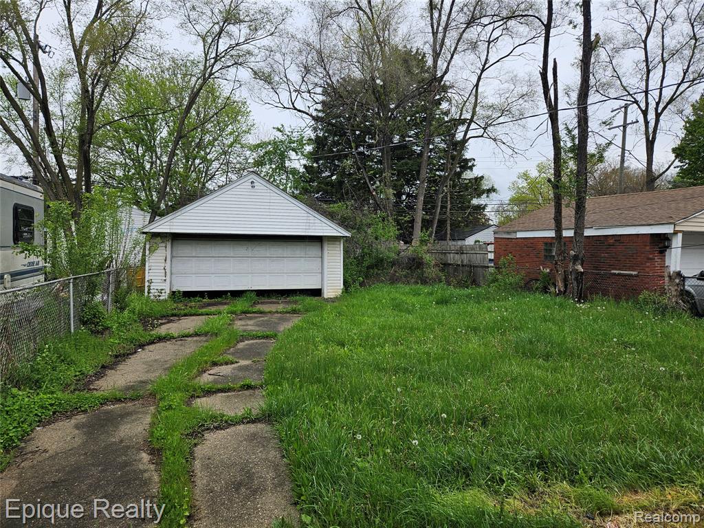 7341 Evergreen Avenue, Detroit, MI 48228 — Photo 2