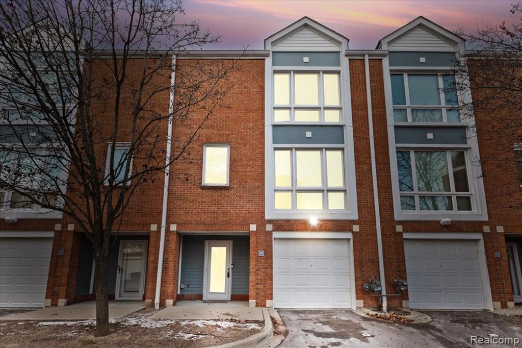 294 Main Sail Court, 22, Detroit, MI 48207 — Photo 60