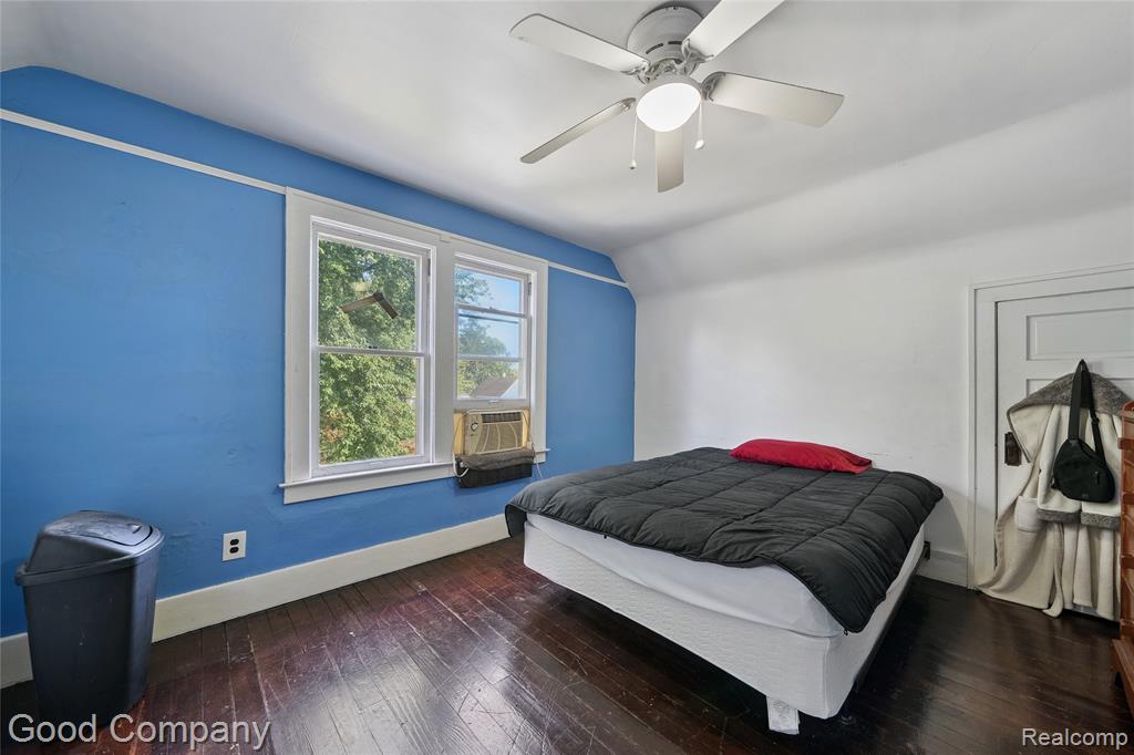 8792 Chamberlain Street, Detroit, MI 48209 — Photo 20
