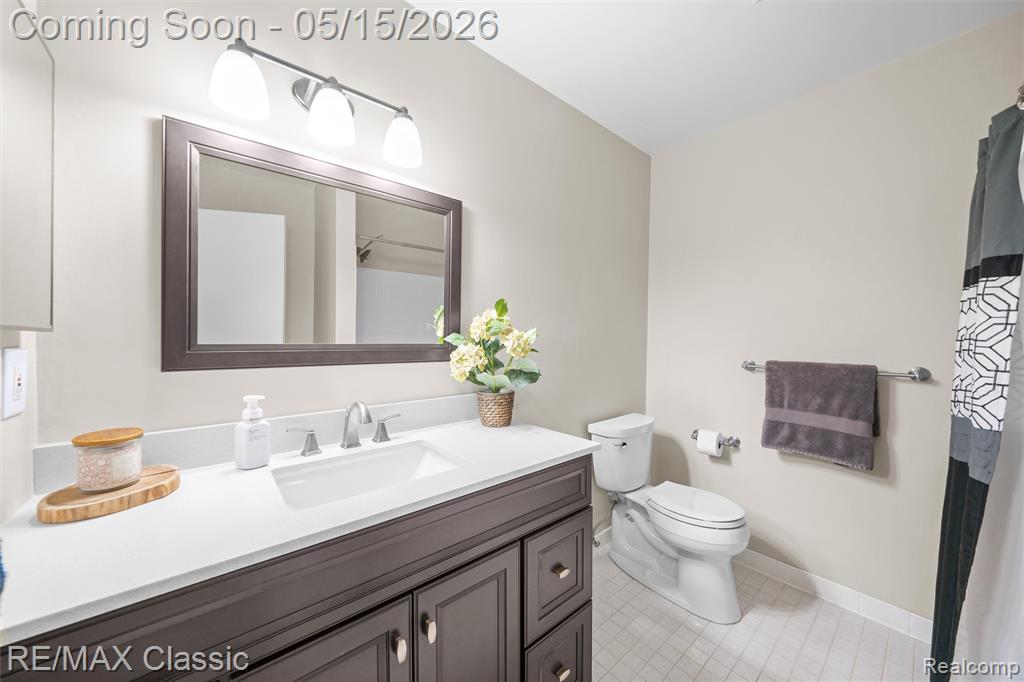 7362 Manor Circle, 203, Westland, MI — Photo 18