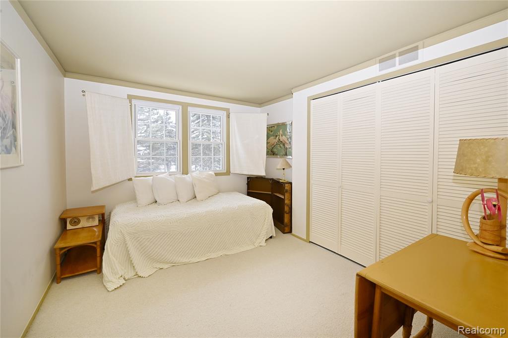 5084 Buckingham, Troy, MI 48098 — Photo 21