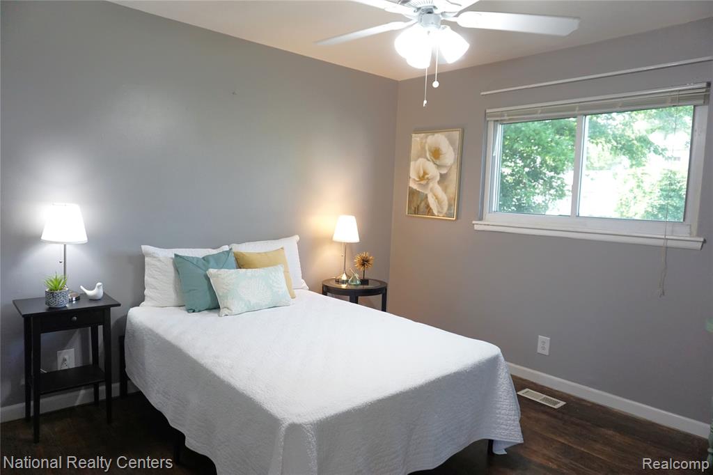 33420 Cherry Hill Road, Garden City, MI — Photo 8