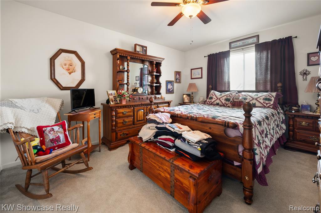 727 Mill Pointe Drive, 16, Milford, MI 48381 — Photo 22