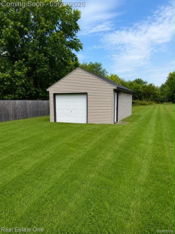 7379 Lawrence Street, Grand Blanc, MI 48439 — Photo 3