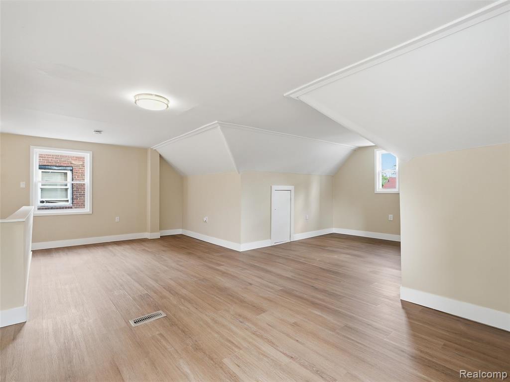 16835 Lesure Street, Detroit, MI 48235 — Photo 23