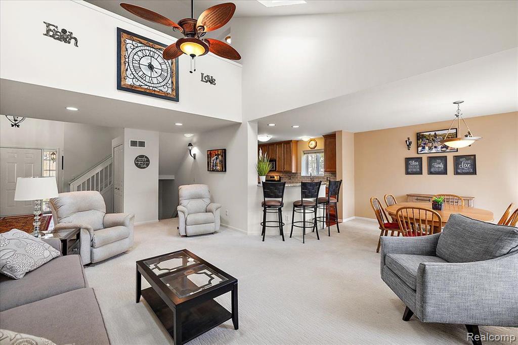 8133 SPRINGDALE Drive, 62, White Lake, MI — Photo 11