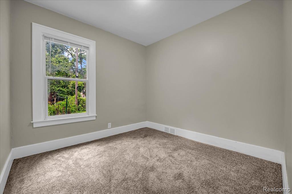 8135 E Hildale Street, Detroit, MI 48234 — Photo 14