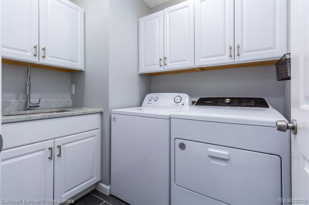 829 N Dorchester Avenue, Royal Oak, MI 48067 — Photo 39