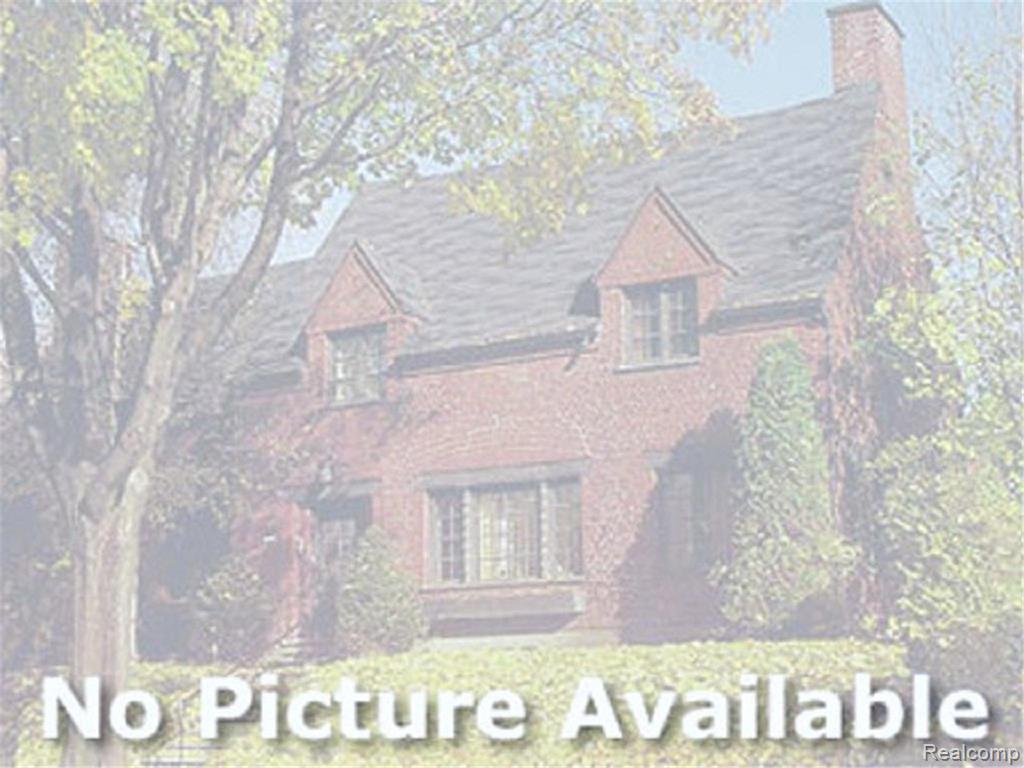 774 CENTRAL Drive, Lake Orion, MI 48362 — Photo 4