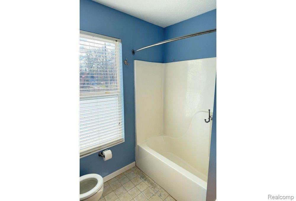 863 Boyd Avenue, Traverse City, MI 49686 — Photo 24