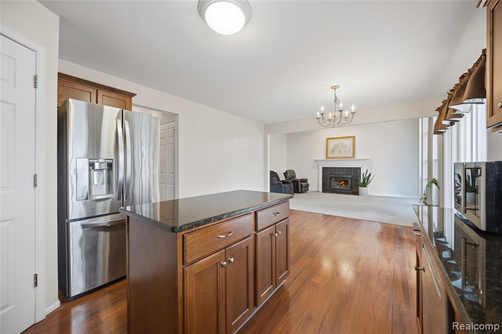 42453 Willsharon Street, Sterling Heights, MI 48314 — Photo 14