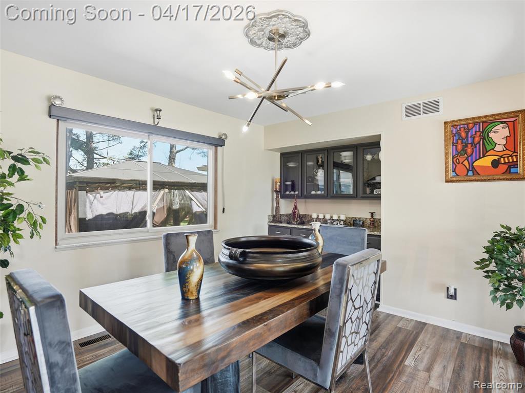 4886 Beacon Hill Drive, Bloomfield Hills, MI 48301 — Photo 12