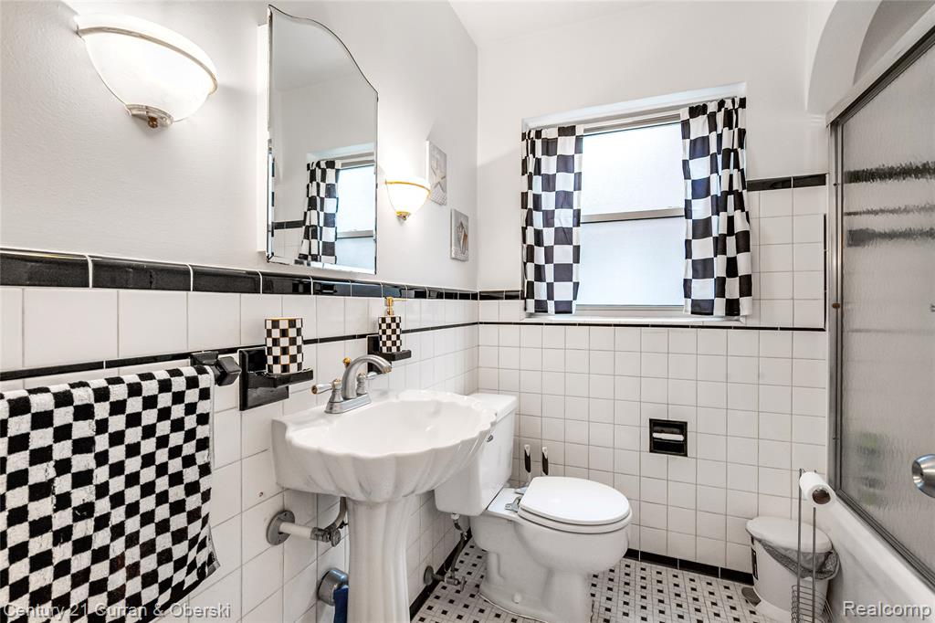 7841 Bingham Street, Dearborn, MI 48126 — Photo 14