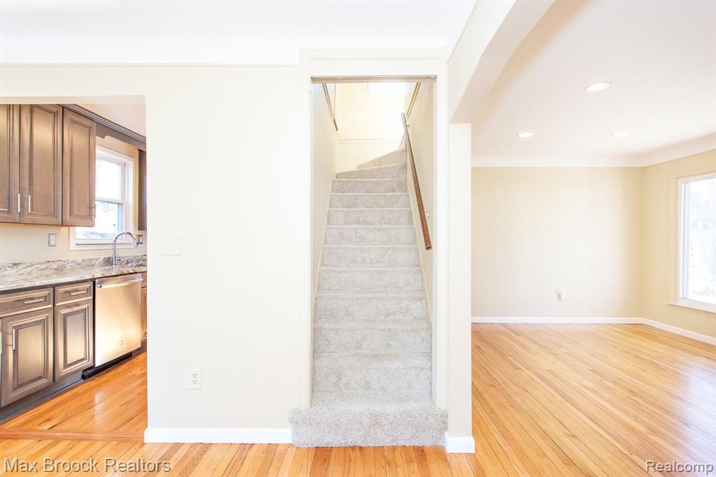 718 Meadowdale Street, Ferndale, MI 48220 — Photo 24