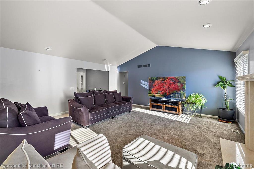 7716 MAPLE Drive, Westland, MI — Photo 4