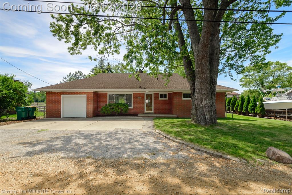 35382 Eldon Drive, Rockwood, MI — Photo 34