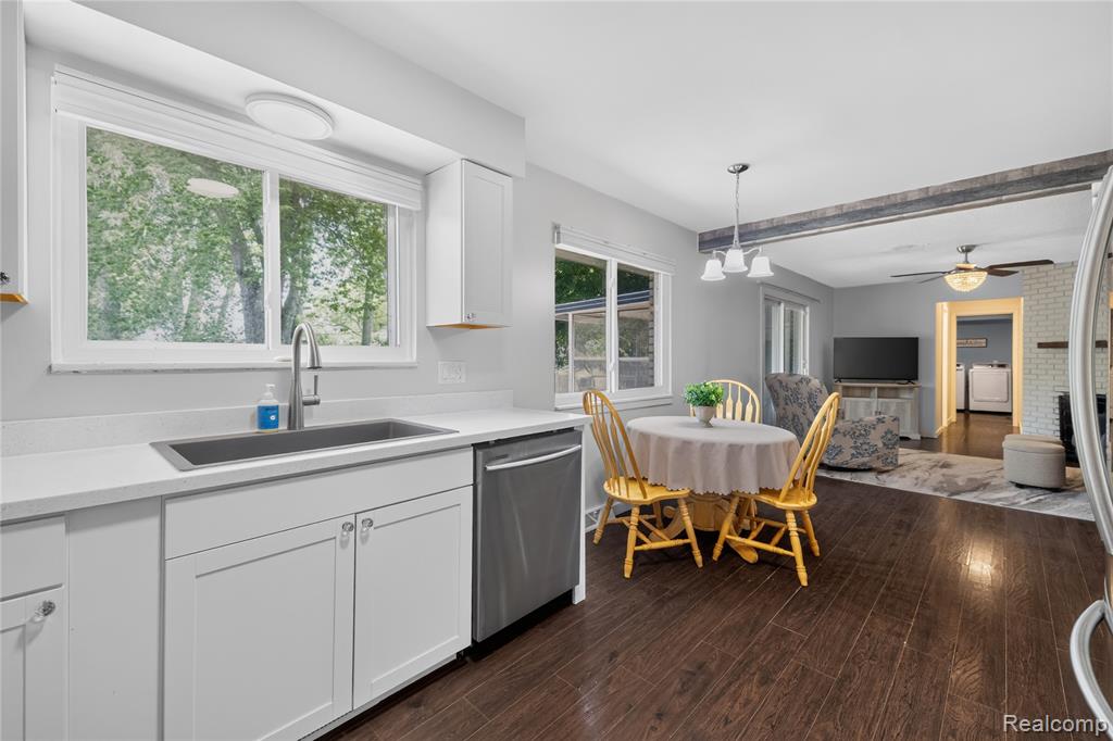 28731 Elbamar Drive, Grosse Ile, MI 48138 — Photo 10