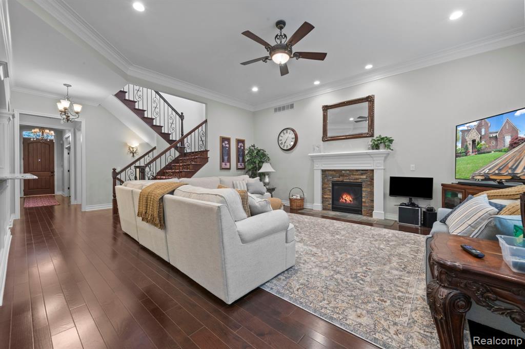 56555 Hartley Drive W, Shelby Twp, MI 48316 — Photo 15