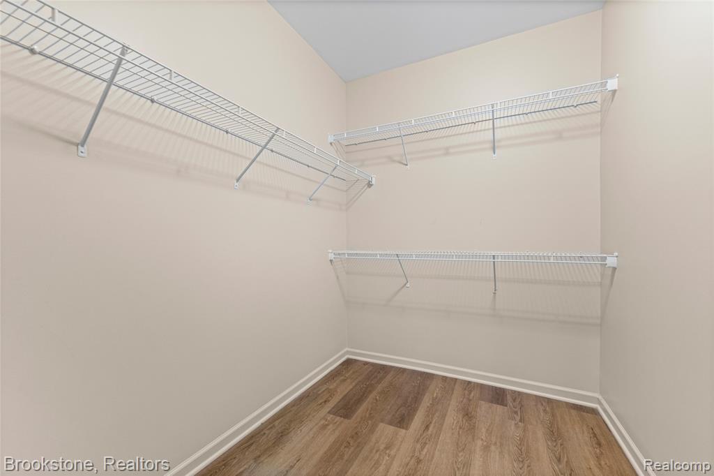 3568 Grove Lane, Auburn Hills, MI 48326 — Photo 13
