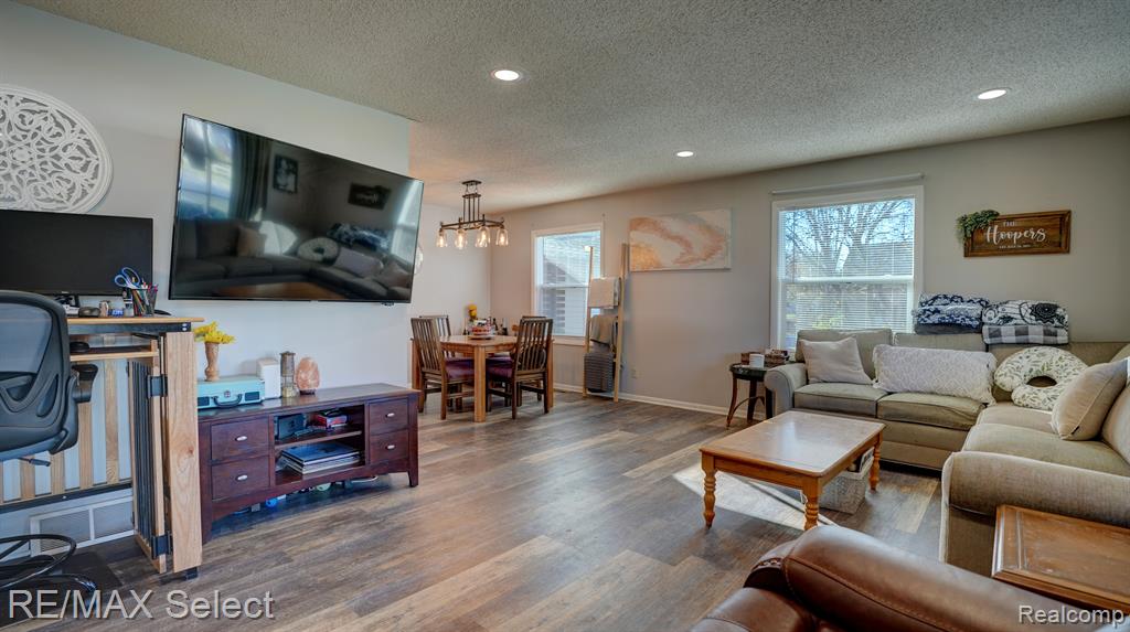 153 BEVINS Street, Holly, MI 48442 — Photo 11