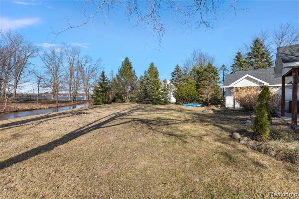 4351 CORDLEY LAKE Road, Pinckney, MI 48169 — Photo 36
